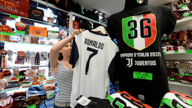 Juventus take aim at Europe's big guns with Ronaldo coup