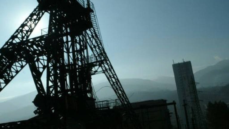 Romania mine collapse kills one, injures two