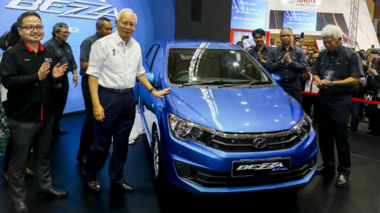 Perodua unveils new Bezza GXtra at Malaysia Autoshow 2018