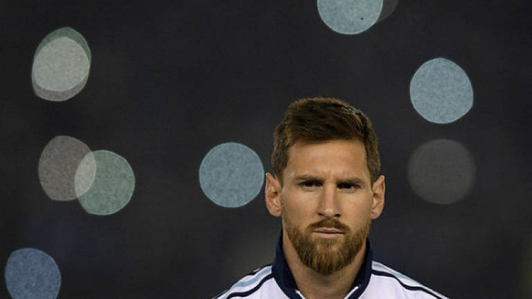 Fears of World Cup without Messi as Argentina stutter