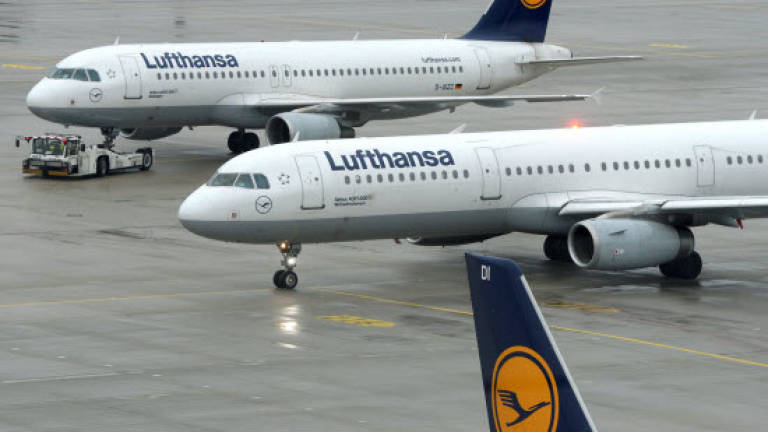 Lufthansa cancels 750 flights due to pilot strikes