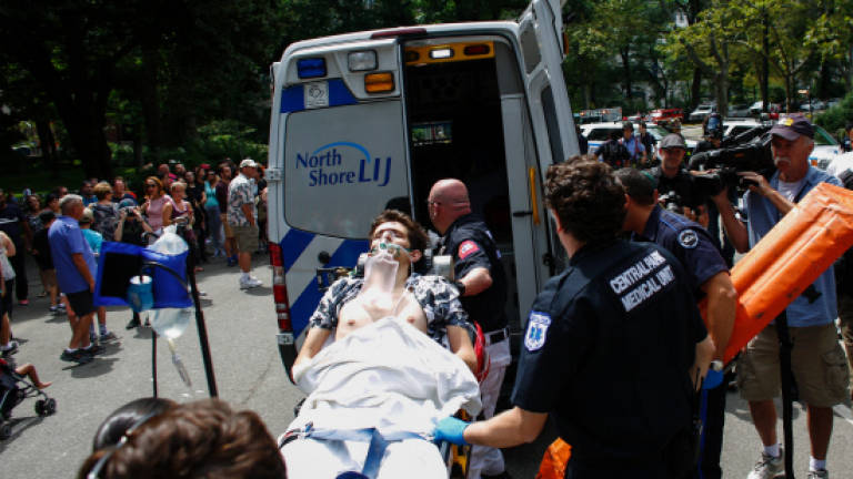 Man faces 'possible amputation' after Central Park explosion