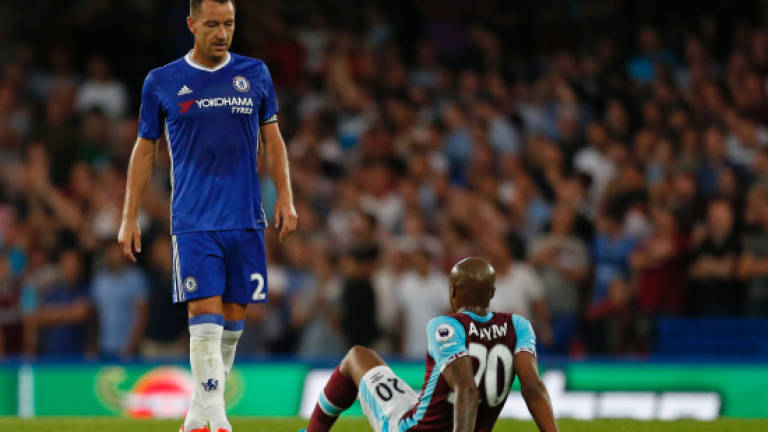 Bilic waits on Ayew scan result