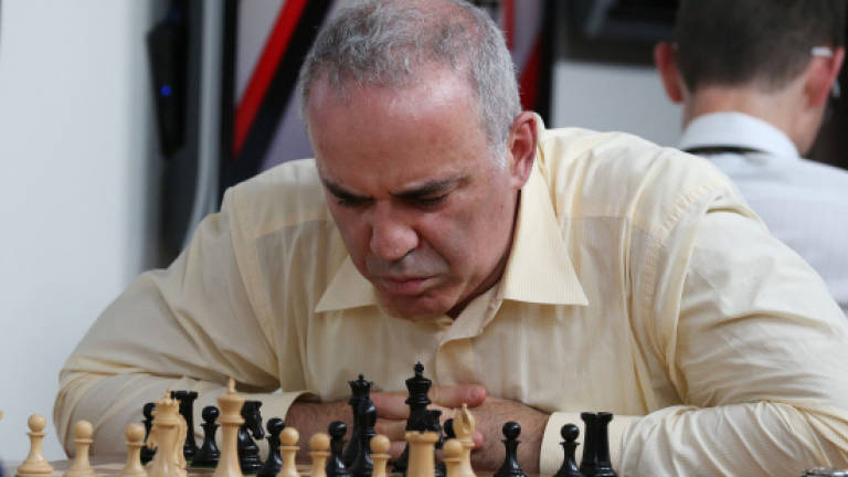 Kasparov-mania sweeps St. Louis, America's chess capital