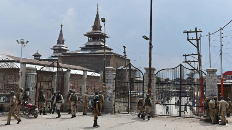 Four killed in Indian Kashmir firefight