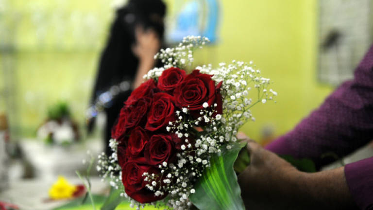 Saudi cleric endorses Valentine's Day as 'positive event'