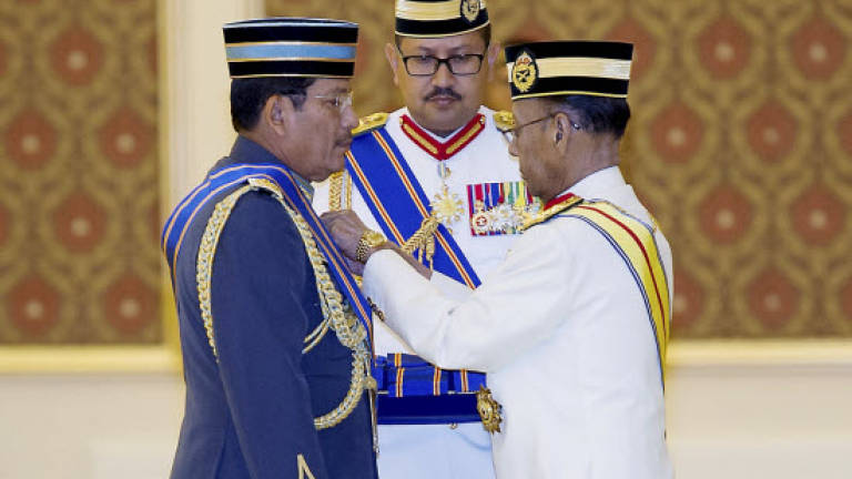 Agong confers awards on 191 people