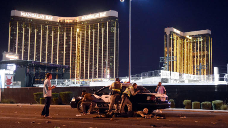 (Video) Two dead, 24 wounded by gunfire in Las Vegas (Updated)