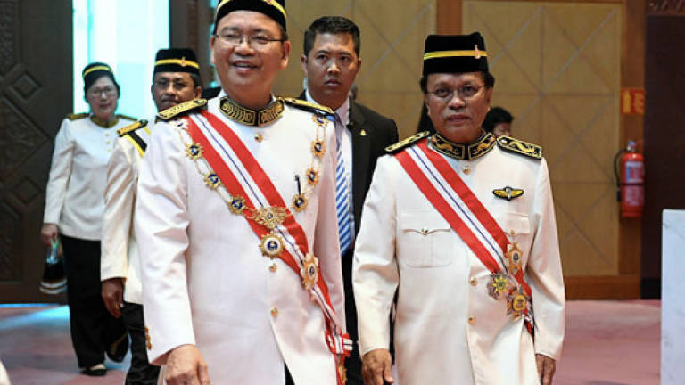 All Sabah assemblymen, except Musa Aman, are sworn in