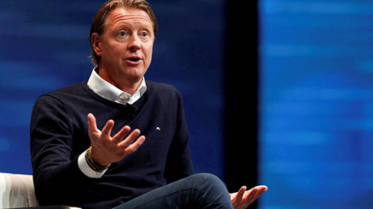 Verizon names former Ericsson chief as new CEO