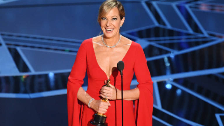 Allison Janney wins Oscar for figure skating biopic 'I, Tonya'