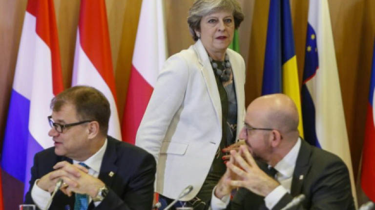 EU leaders to make Brexit gesture to May