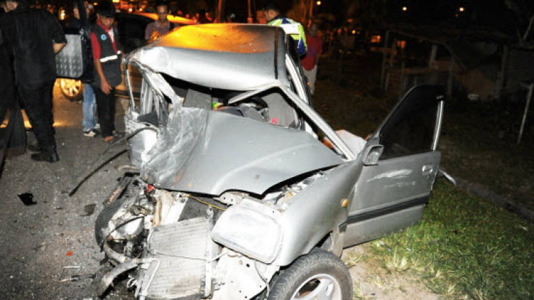 Three die, one injured in accident in Rantau