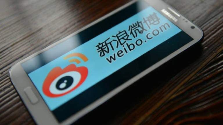 'I am gay' protests as China bans 'homosexual' content on Weibo
