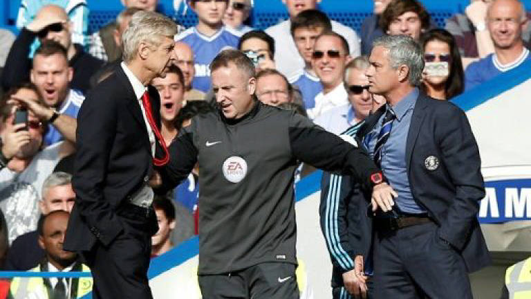 Departing Wenger wants peaceful end to Mourinho rivalry