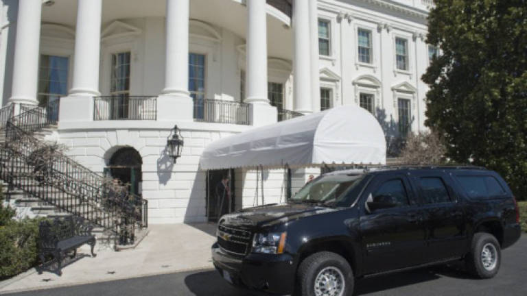 Trump hails secret service for White House intruder arrest