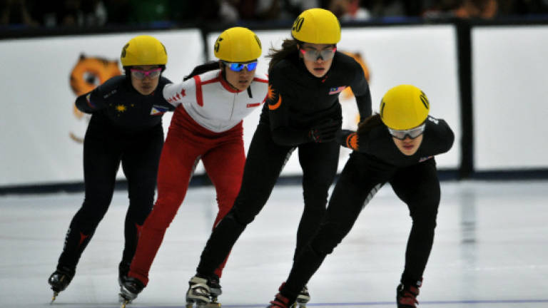 Ice skating squad rake in five gold in KL2017