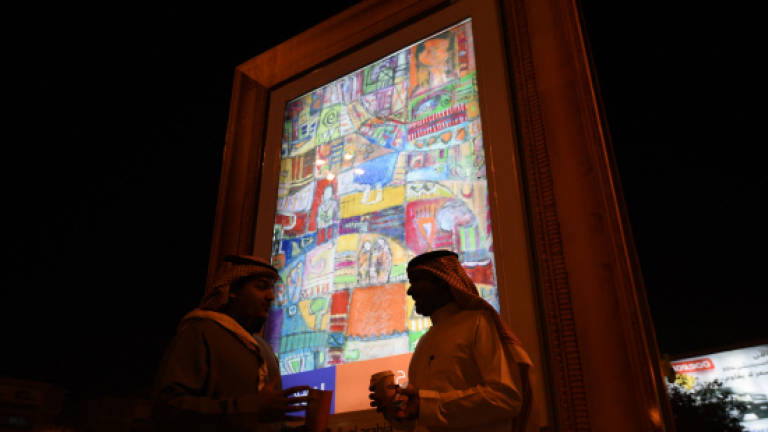 First outdoor art show in conservative Saudi