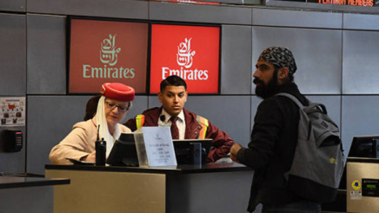 Emirates cuts flights to US as demand weakens