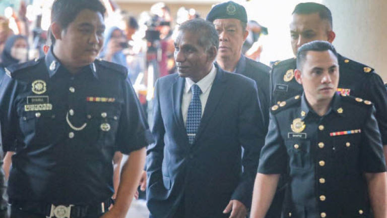 Najib and Irwan claim trial to 6 CBT charges amounting to RM6.6b (Updated)