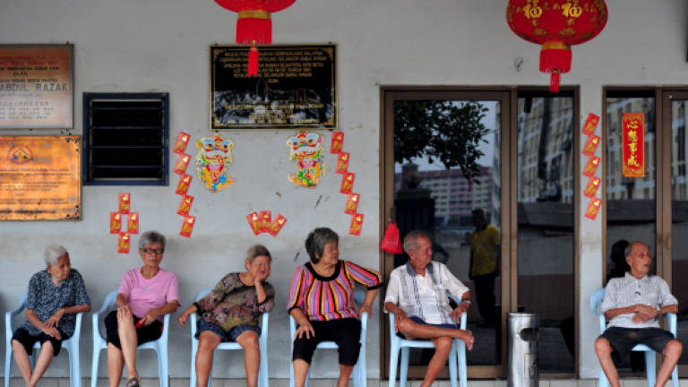 A sad and quiet CNY at old folks home