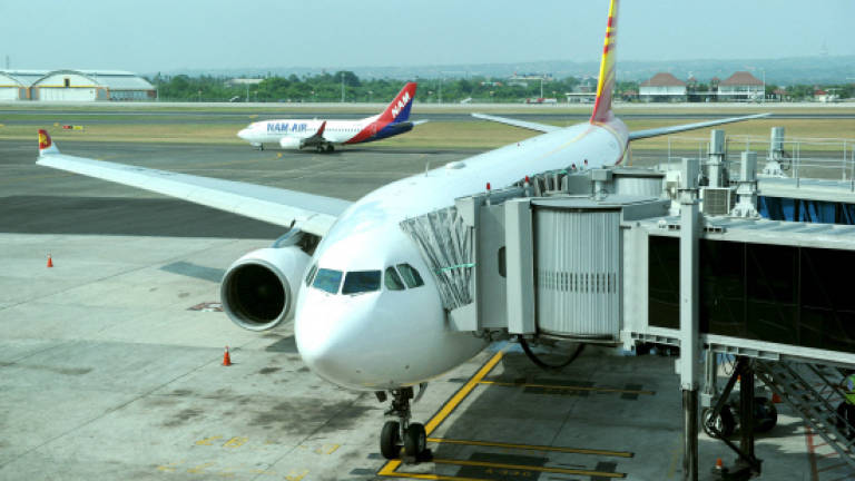 Airlines face fine for poor service