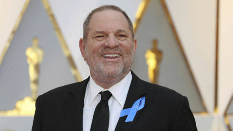 Hollywood mogul Weinstein apologizes after sex harassment claims