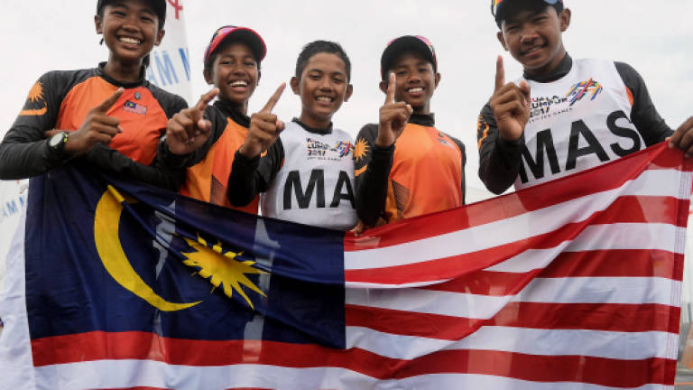 Malaysia sail to Optimist Team gold
