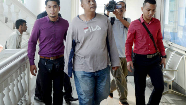 Marine police corporal charged with accepting RM200 bribe