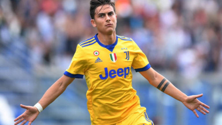 Dybala back as Juventus chase Christmas number one