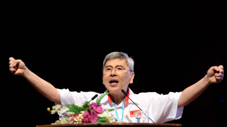 Mah: Stop controversial remarks and focus on the people
