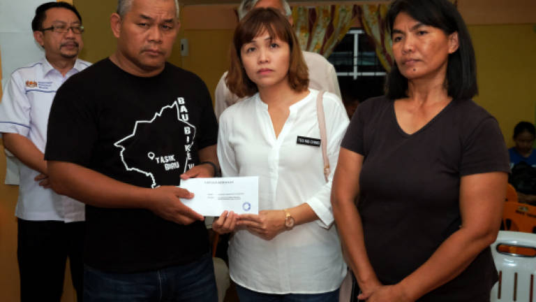 Ministry to help out fire victims of school quarters