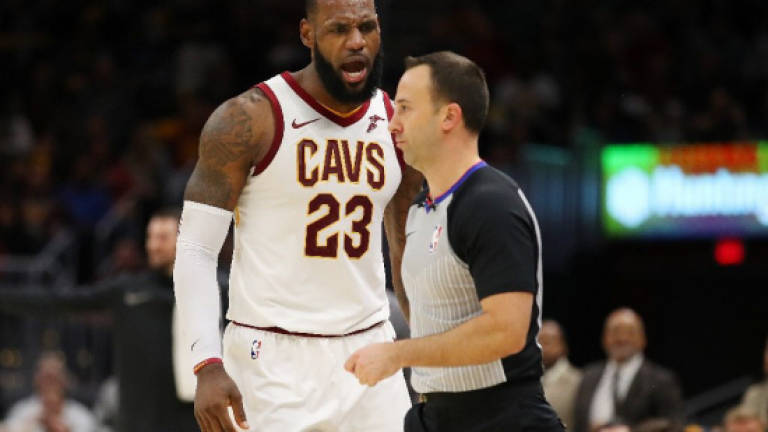 LeBron James tossed for first time in career