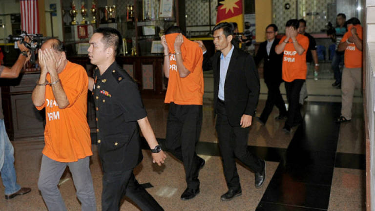 Sarawak immigration personnel in remand for corruption