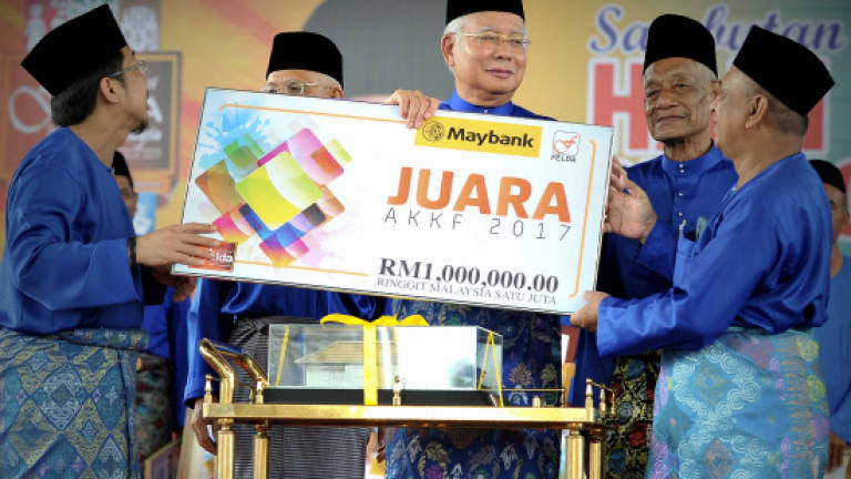 Najib announces six incentives for Felda settlers (Updated)