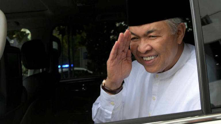 Zahid leaves MACC building after day-long interrogation