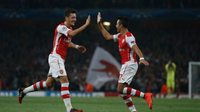 Ozil, Sanchez could leave in January: Wenger