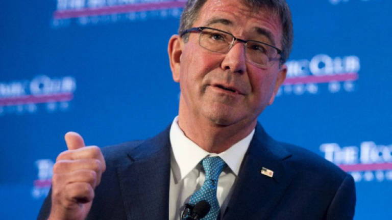 Pentagon chief unveils extra funds to bomb IS, counter Russia