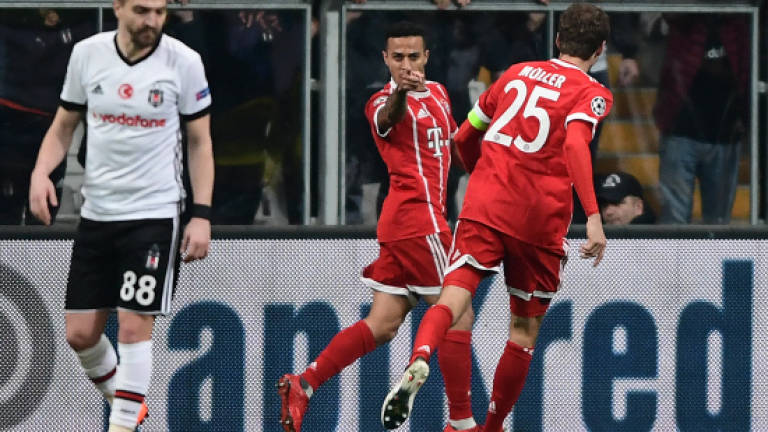 Bayern sweat on Thiago injury, yellow cards