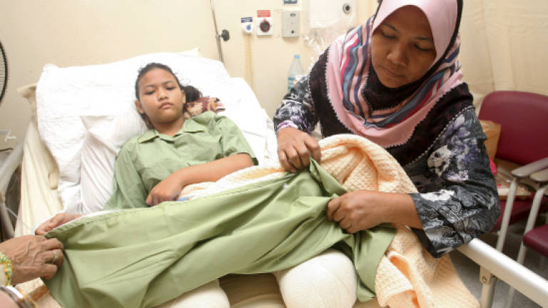 Gov't to help accident victim Siti Nuraisyah