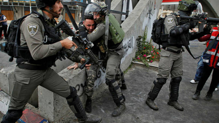 Israel arrests 3 Turks after Jerusalem 'incident'