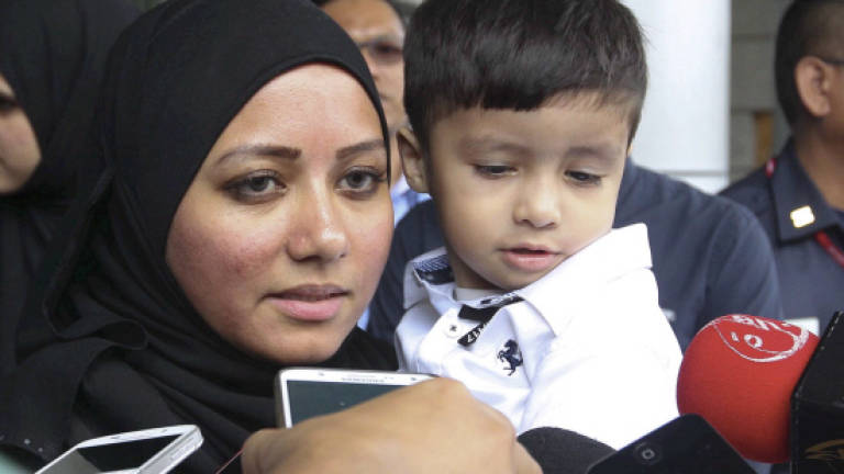 Over 200 attend flight MH17 remembrance ceremony in Sepang Over 200 attend flight MH17 remembrance ceremony in Sepang