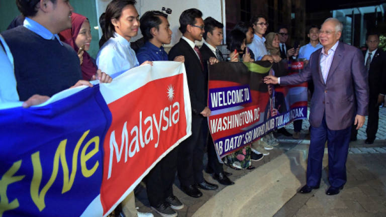 Najib, wife meet Malaysians in Washington