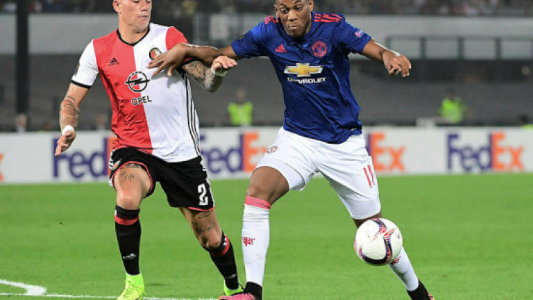 Mourinho rocked on Europa return as Feyenoord down United