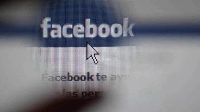Facebook takes aim at 'low quality' websites