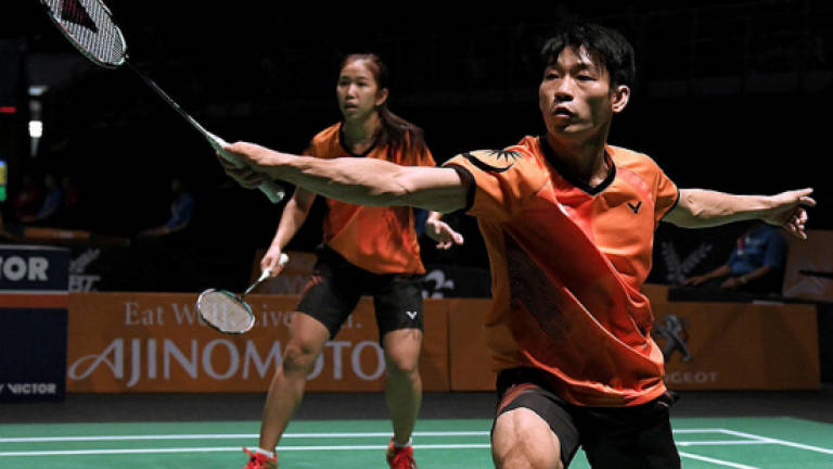 Two national mixed doubles pairs suffer contrasting fortunes at Korea Open