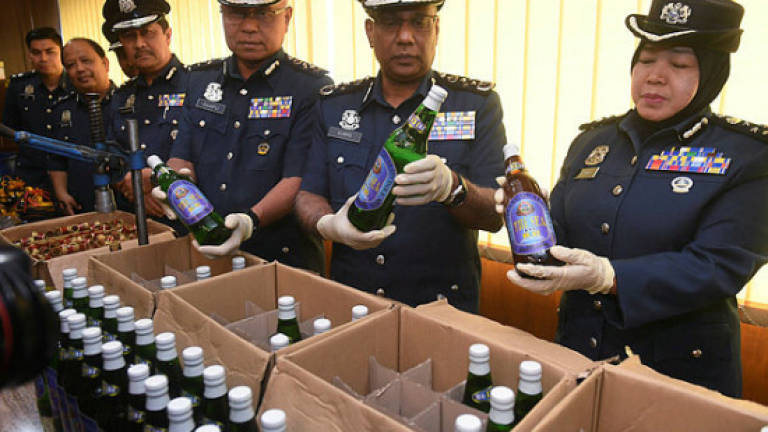 Caning and minimum RM100k fine for selling illegal cigarettes and liquor: Customs