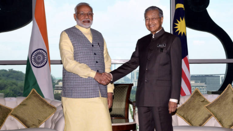 Indian PM Modi calls on Dr Mahathir (Updated)