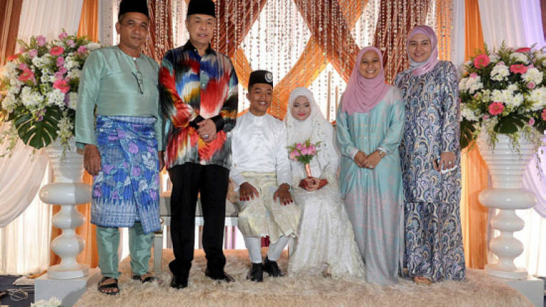 Zahid attends wedding of aide's daughter