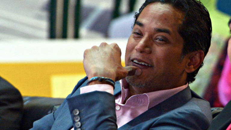 Khairy turns down question from news portal during PC